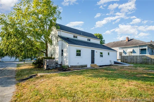 $259,900 | 2131 Culbertson Avenue, New Albany, IN 47150