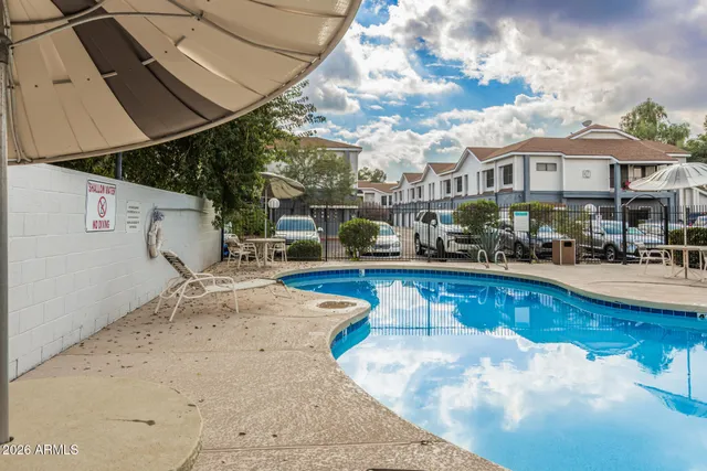 $1,795 | 8888 North 47th Avenue, Unit 240, Glendale, AZ 85302