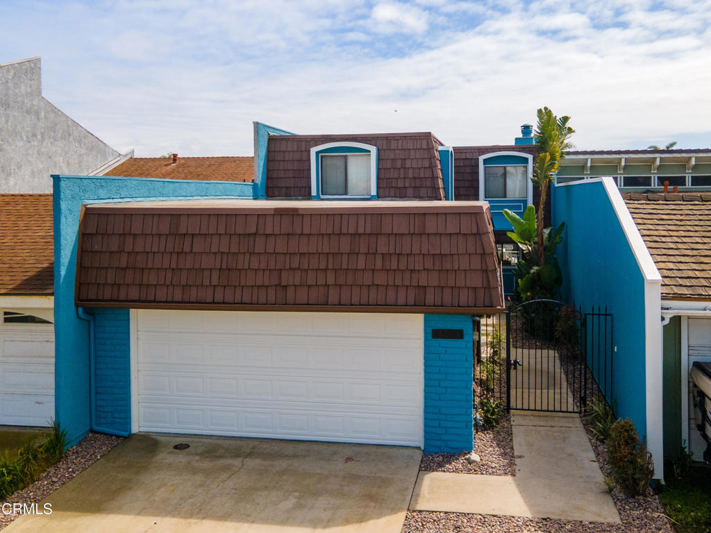 4630 Eastbourne Bay Oxnard, CA 93035 - Photo 1 of 18