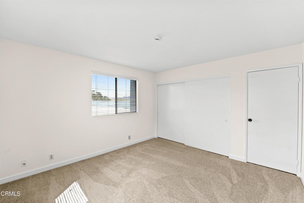 4630 Eastbourne Bay Oxnard, CA 93035 - Photo 9 of 18