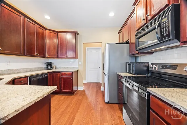 $499,900 | 82 Fennell Lane, Colbert, GA 30628