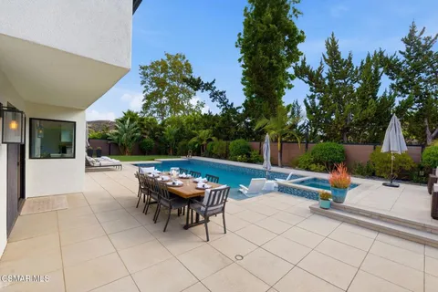 $1,899,000 | 1659 Bucksglen Court, Westlake Village, CA 91361
