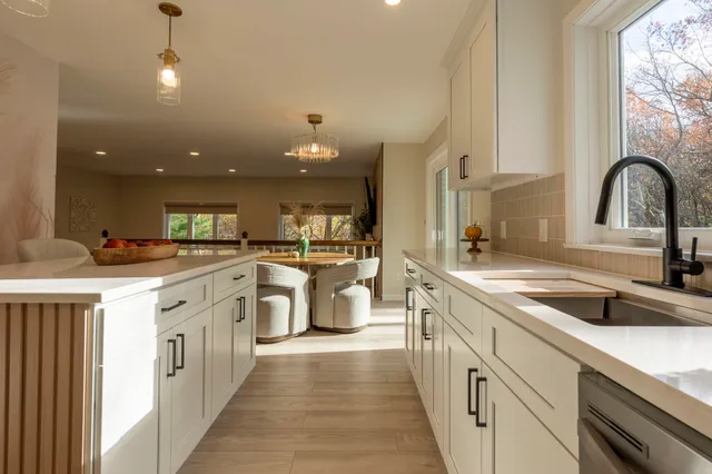 $570,000 | 16 Laurel Court, Nashua, NH 03062