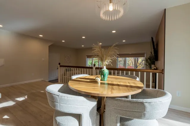 $570,000 | 16 Laurel Court, Nashua, NH 03062