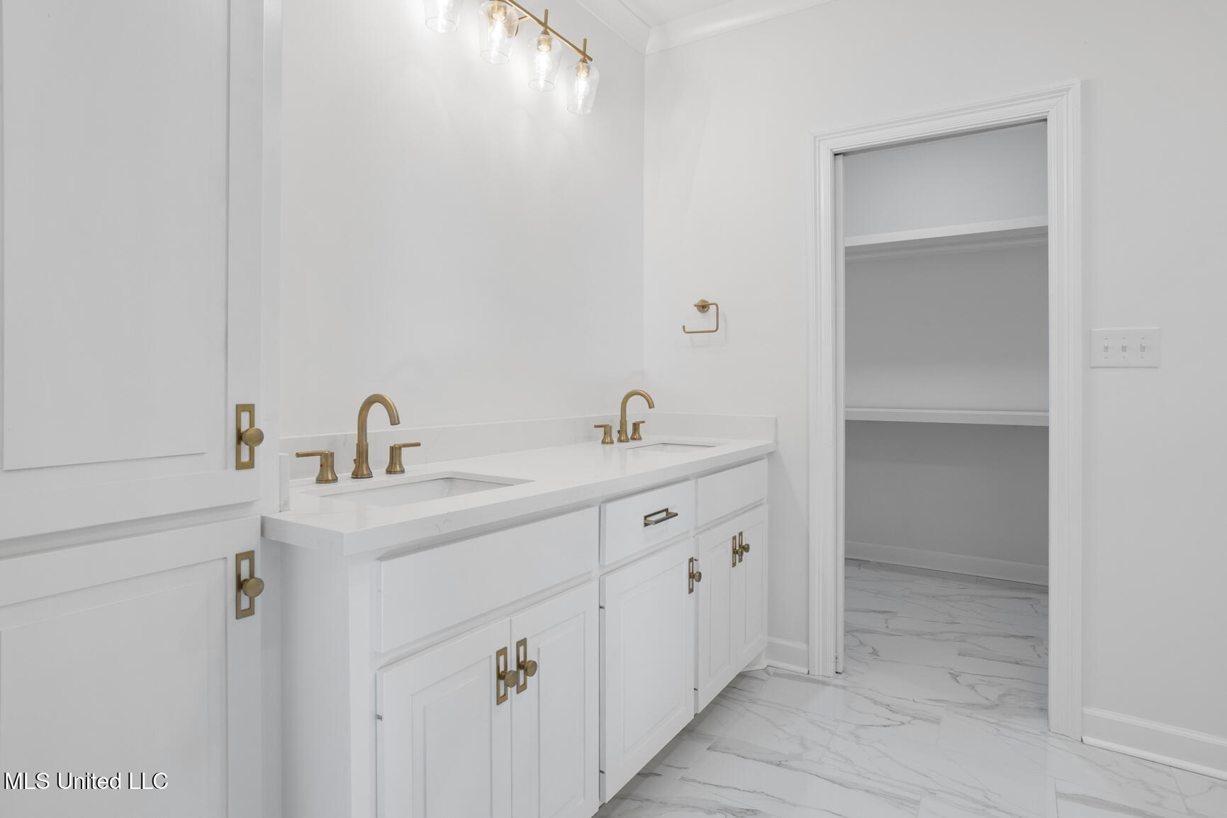 420 St Andrews Drive, Unit B23 Jackson, MS 39211 - Photo 25 of 38 420 St Andrews B2-3-20