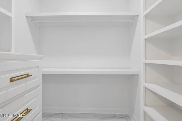 $399,999 | 420 St Andrews Drive, Unit B23, Jackson, MS 39211