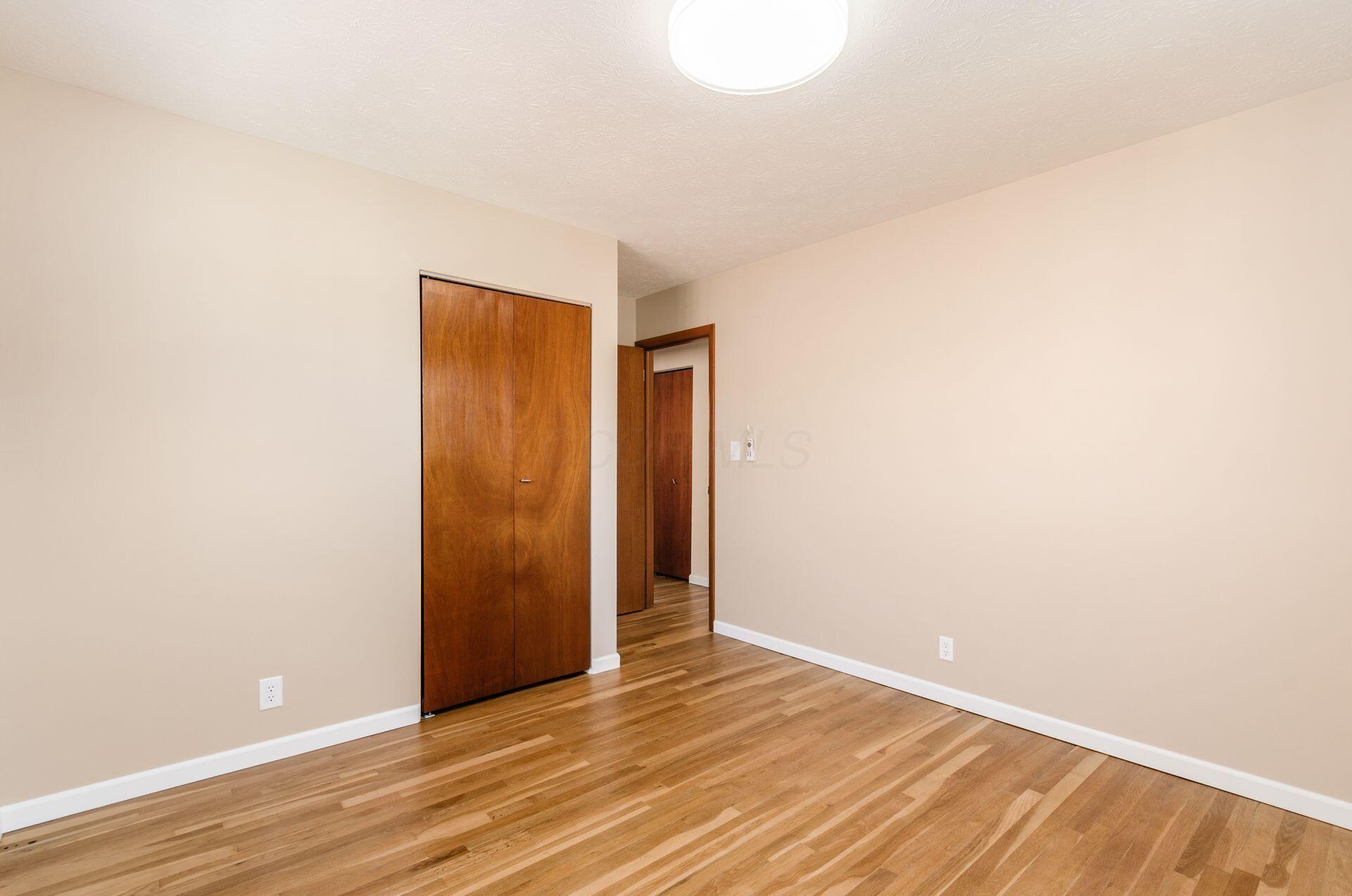 1488 Bycroft Road Columbus, OH 43206 - Photo 11 of 26 2nd Bedroom
