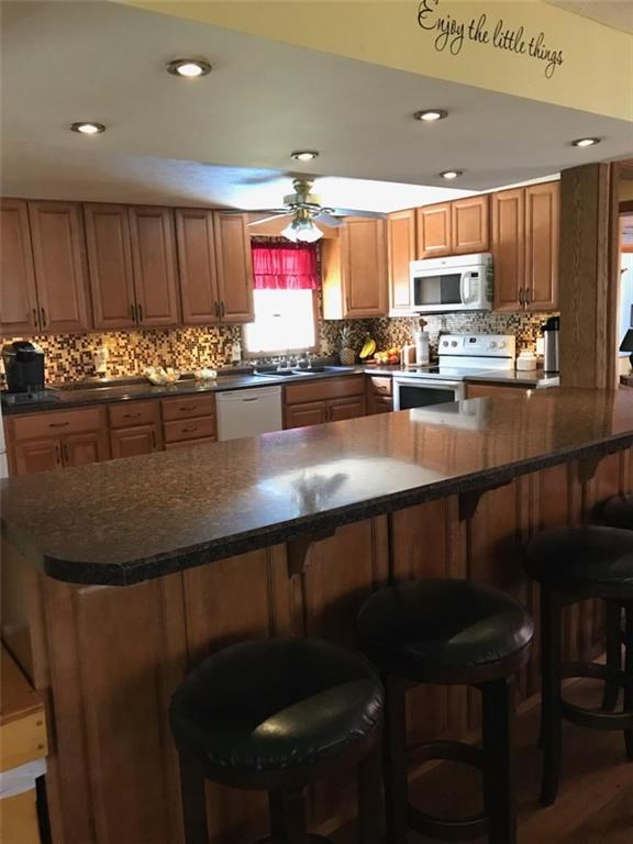 2998 Hadley Road Hadley, PA 16130 - Photo 7 of 25 large island