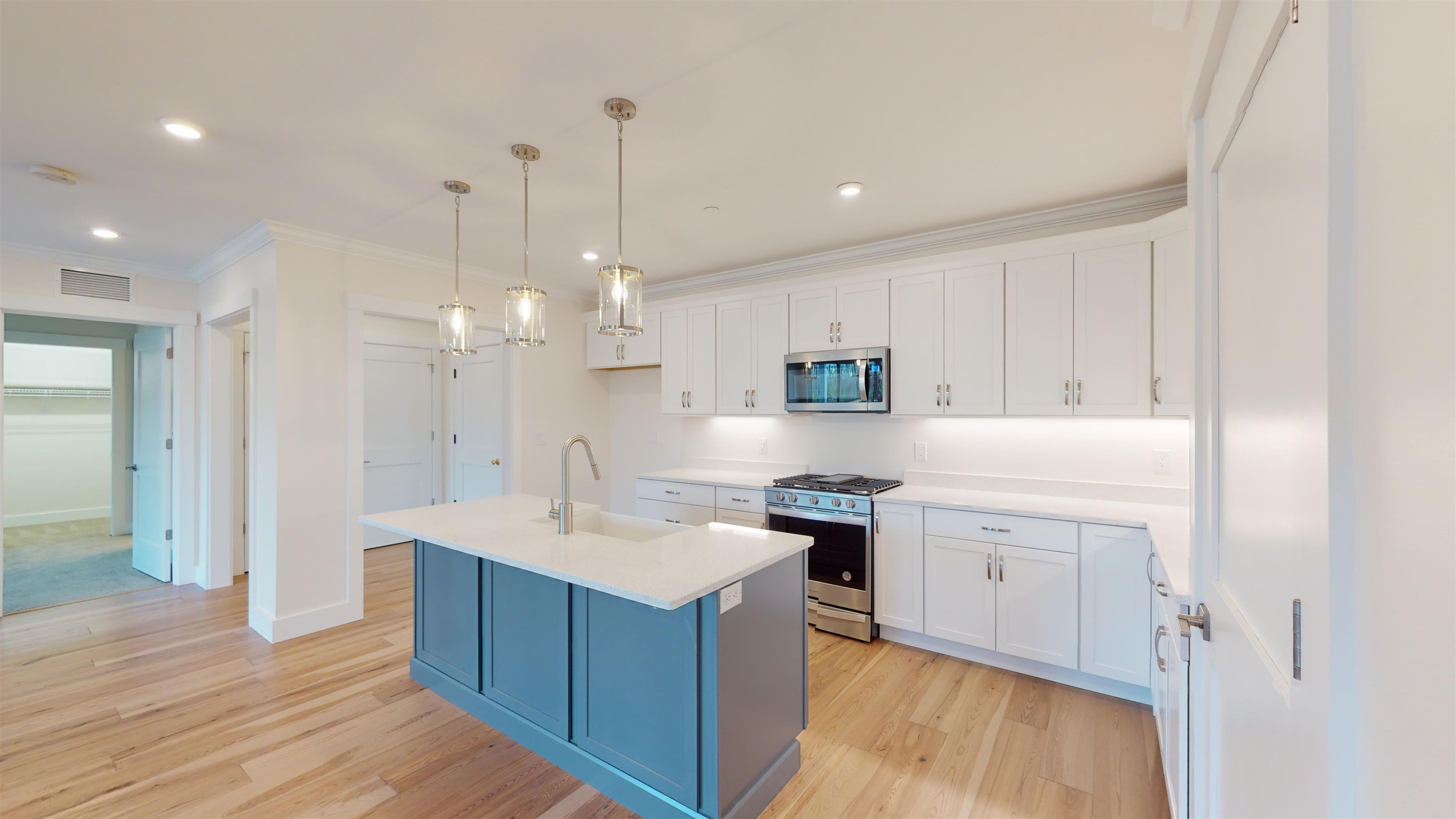 7 Longview Drive, Unit 206 Atkinson, NH 03811 - Photo 8 of 21