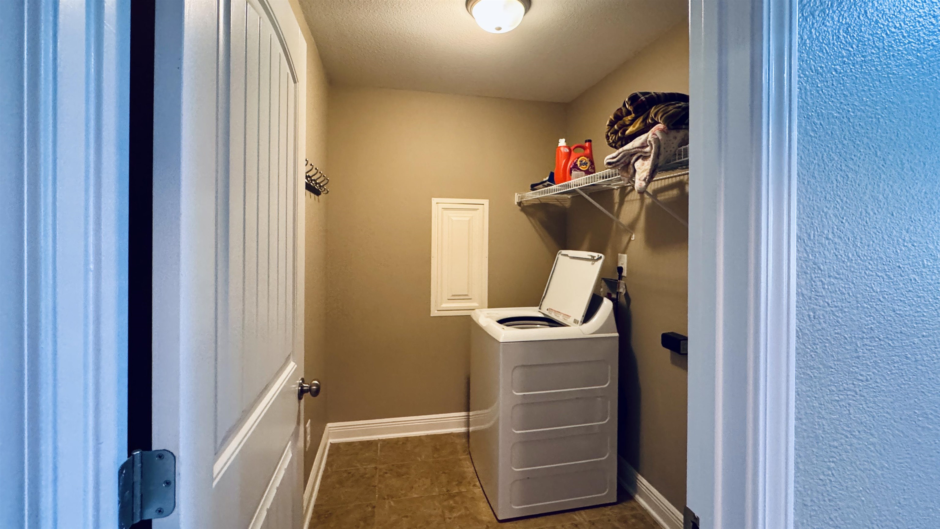 21668 Talbot Lane Robertsdale, AL 36567 - Photo 19 of 22 Laundry