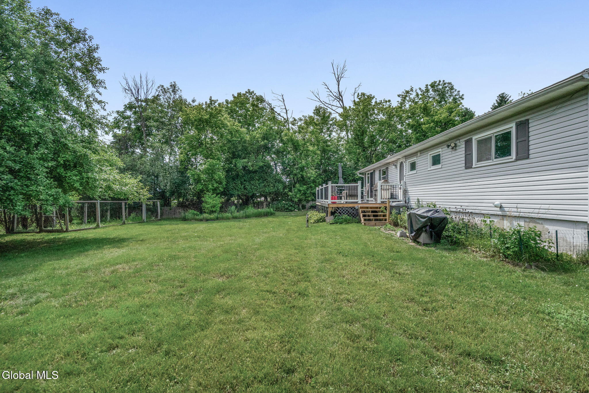 144 Haswell Road Colonie, NY 12110 - Photo 39 of 48 6-web-or-mls-144-haswell-rd