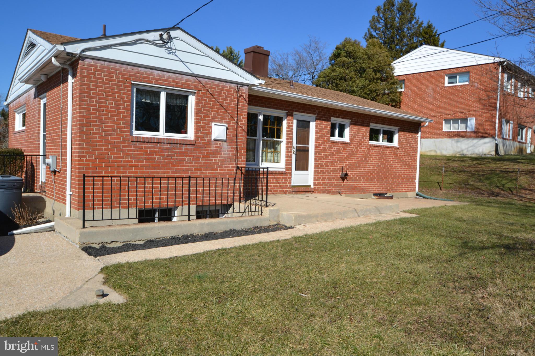 917 Vanderwood Road Catonsville, MD 21228 - Photo 13 of 18 Exterior (Rear)