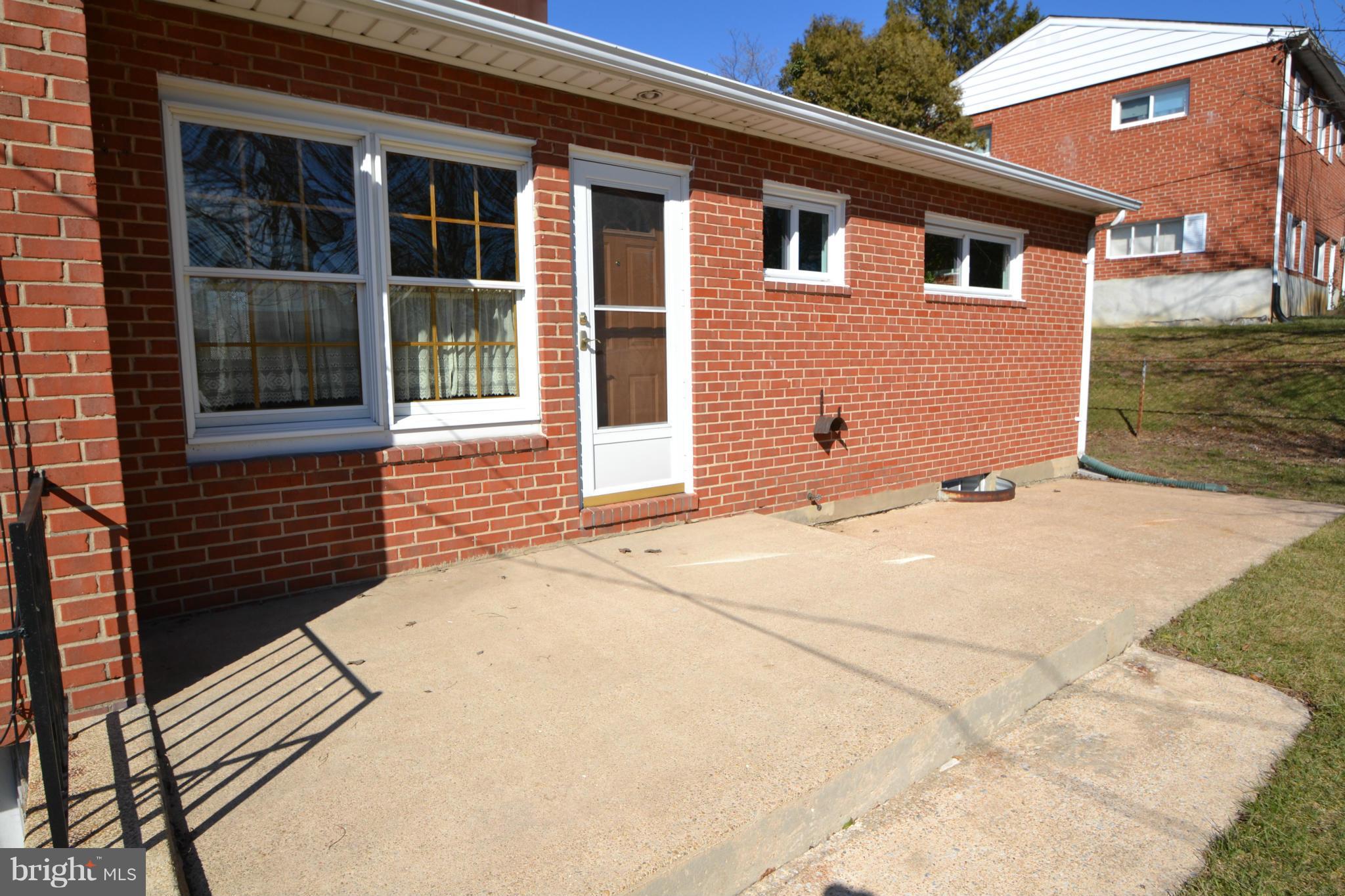917 Vanderwood Road Catonsville, MD 21228 - Photo 17 of 18 Exterior (Rear)