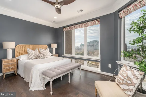 a view of walk in closet