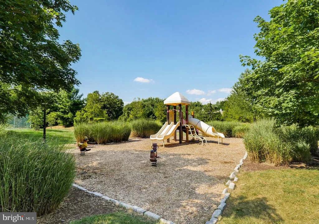 6301 Spruce Mill Drive Yardley, PA 19067 - Photo 28 of 30