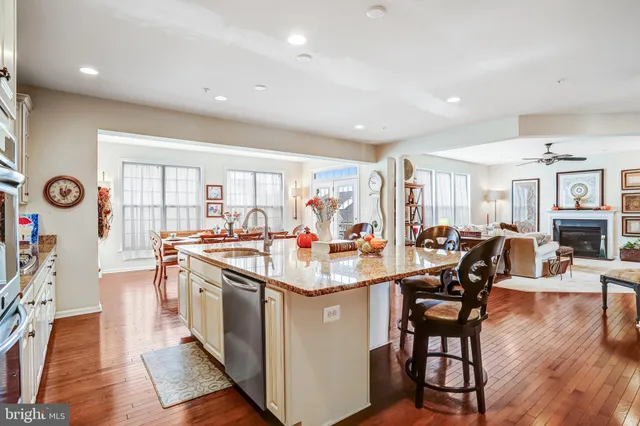 $764,900 | 2706 Sir Michael Place, Lanham, MD 20706