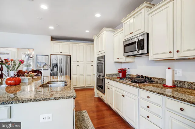 $764,900 | 2706 Sir Michael Place, Lanham, MD 20706