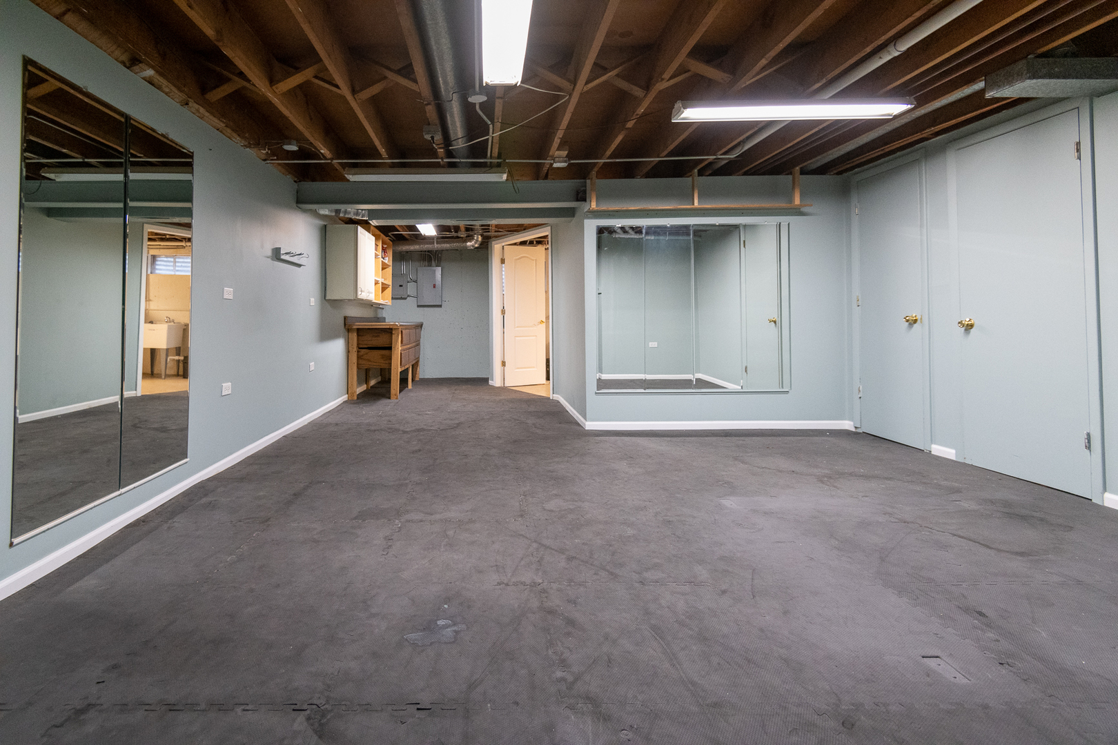 227 Country Club Drive Addison, IL 60101 - Photo 37 of 39 a view of empty room with wooden floor