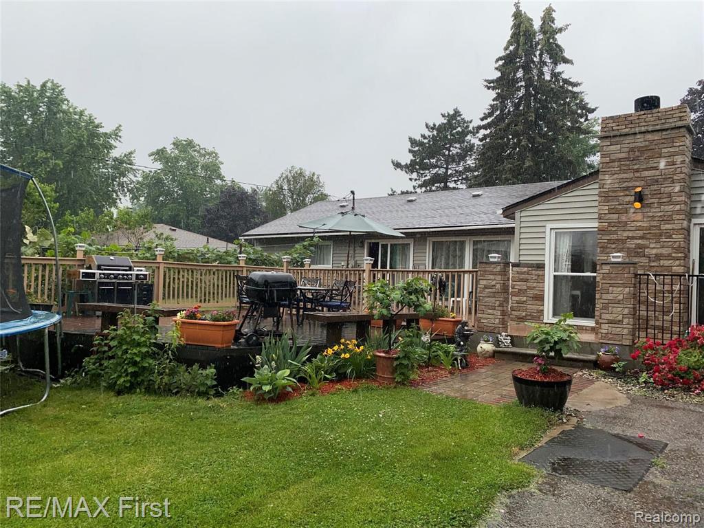 2851 Harrington Road Rochester Hills, MI 48307 - Photo 35 of 44