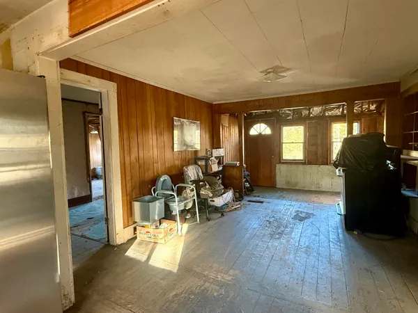 $75,000 | 271 U.S. Rte 1, Stockton Springs, ME 04981