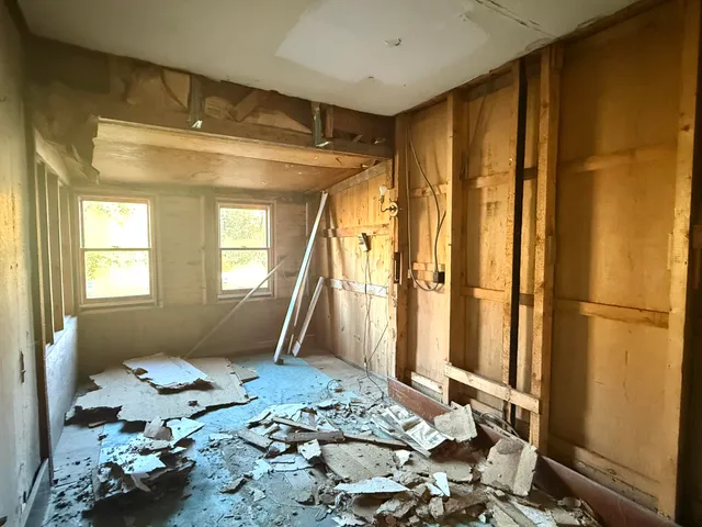 $125,000 | 271 U.S. Rte 1, Stockton Springs, ME 04981