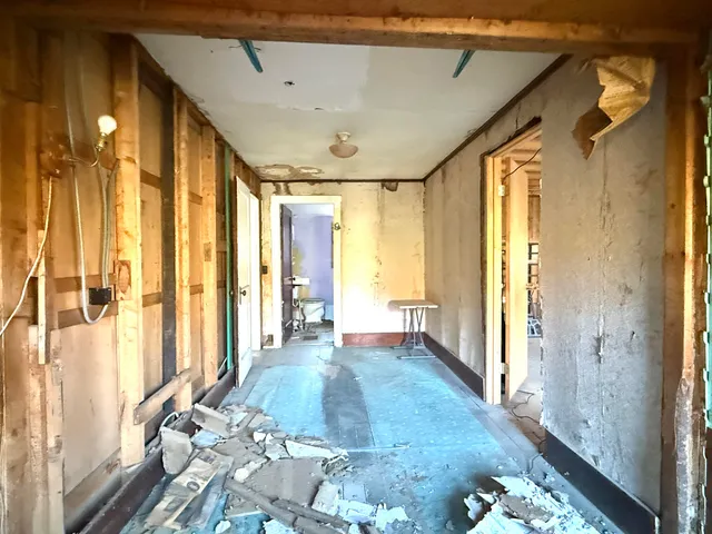 $125,000 | 271 U.S. Rte 1, Stockton Springs, ME 04981