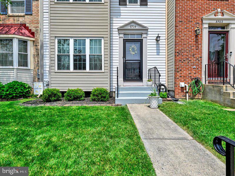 3704 Foxford Stream Road Baltimore, MD 21236 - Photo 3 of 32 Gallery Image 3