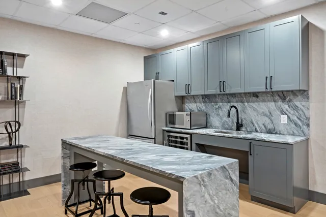 $3,707 | 150 East 34th Street, Unit 3307 | Kips Bay