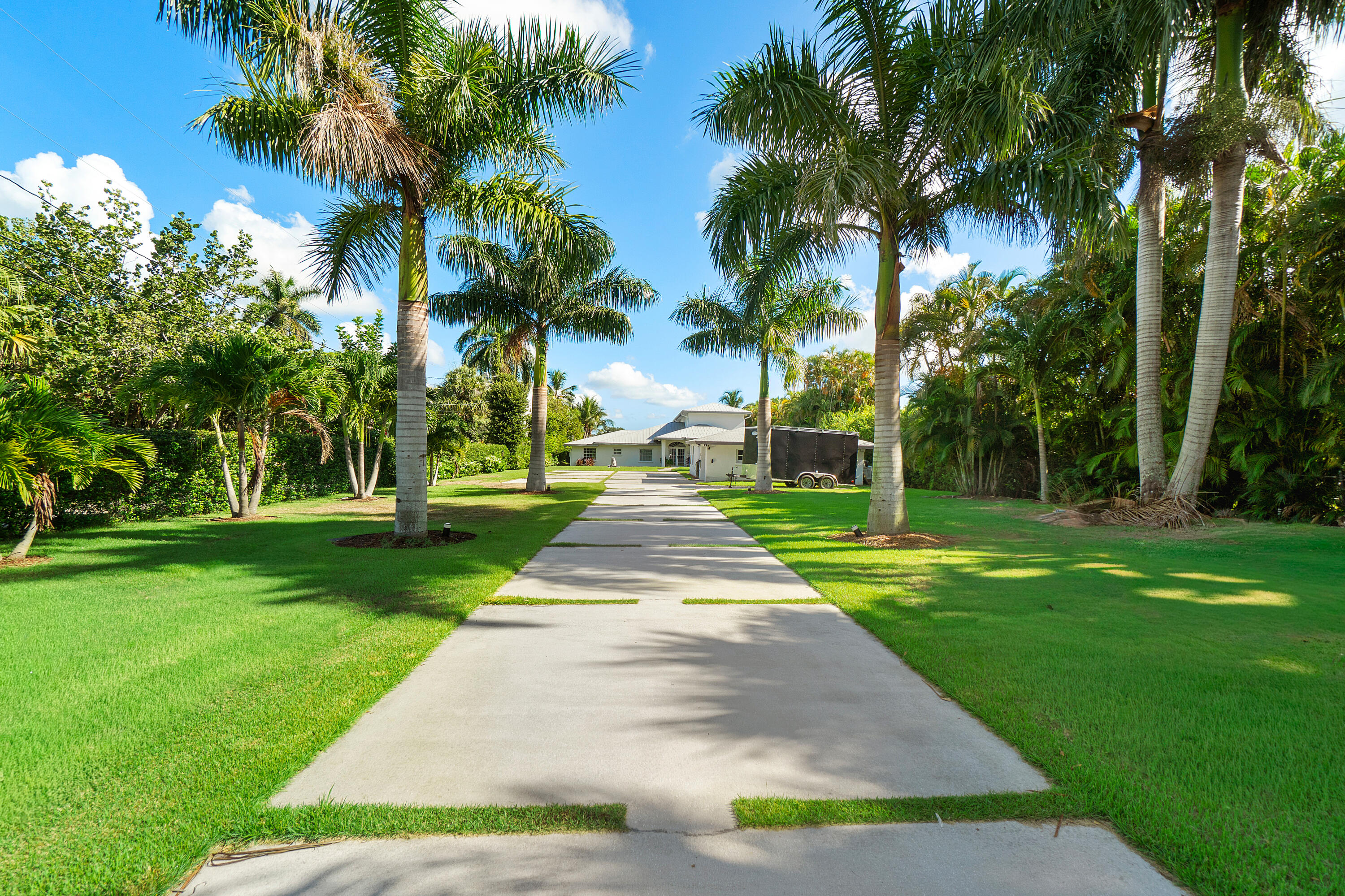 5447 Center Street Jupiter, FL 33458 - Photo 3 of 60 a park with palm trees