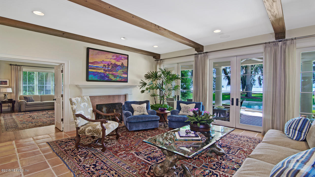 13570 Mandarin Road Jacksonville, FL 32223 - Photo 12 of 43 Living room