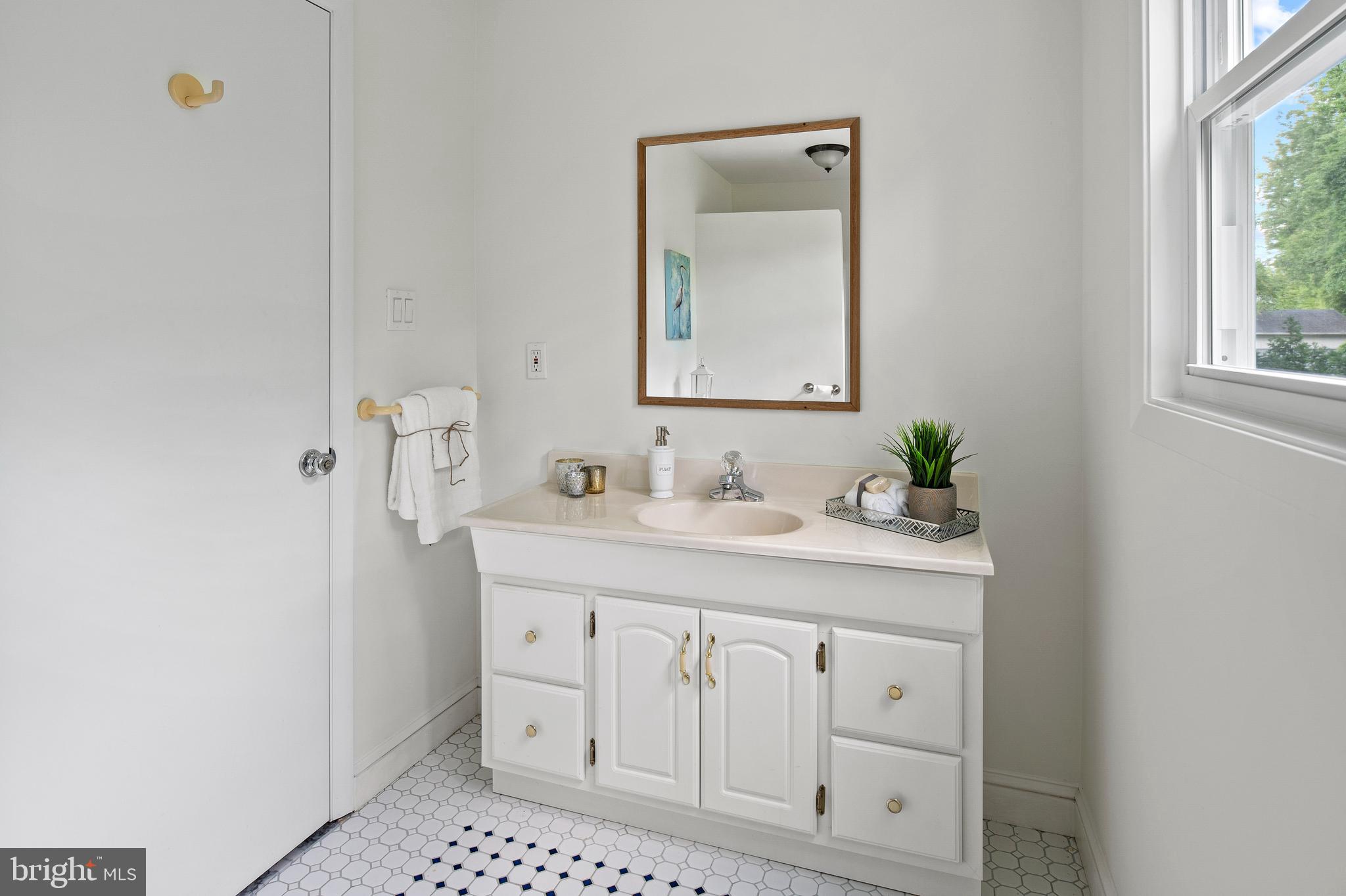 10803 Ashfield Road Adelphi, MD 20783 - Photo 37 of 56 Bathroom 4 Vanity