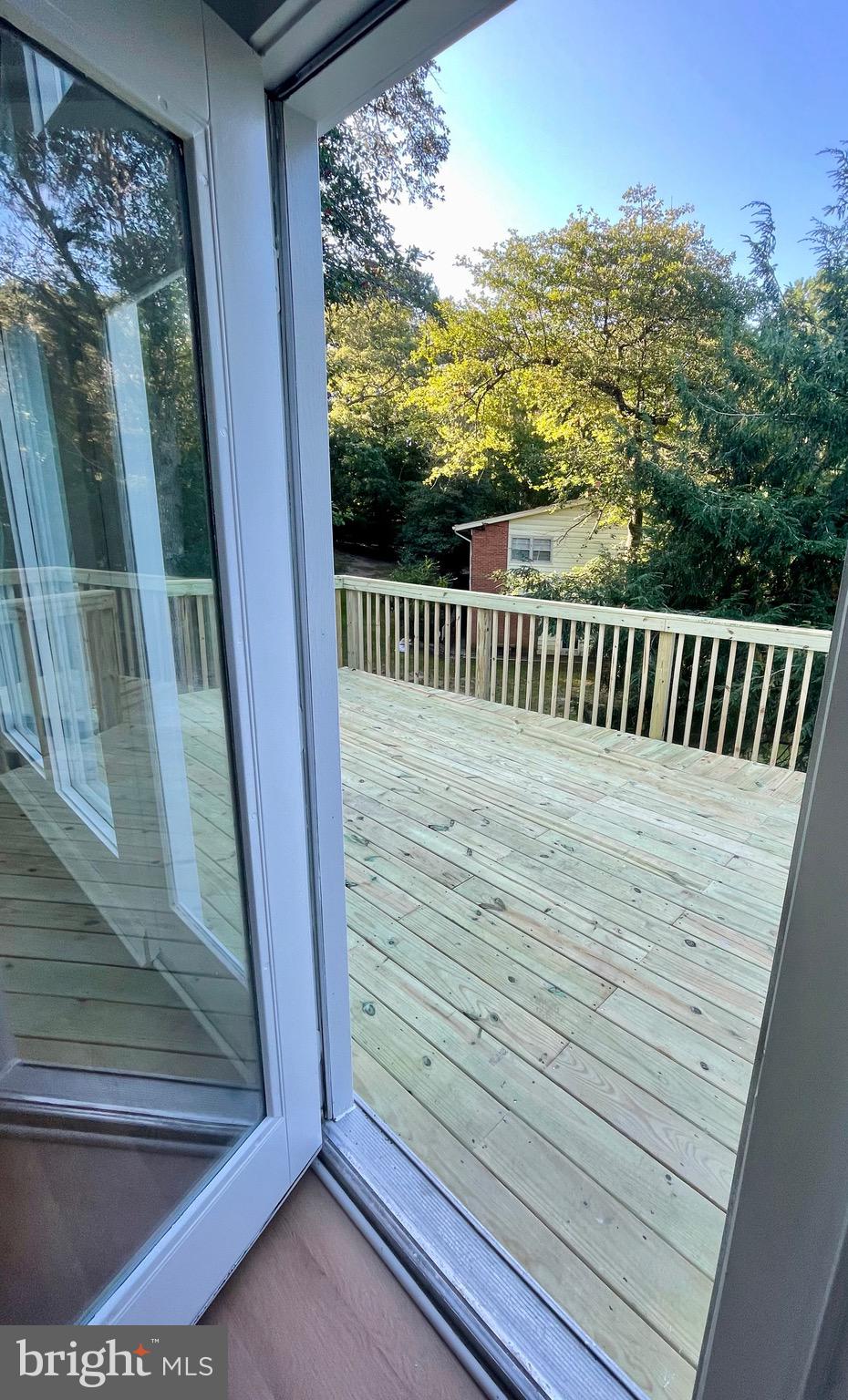 10803 Ashfield Road Adelphi, MD 20783 - Photo 41 of 56 Deck off apartment