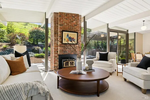 $1,900,000 | 861 Del Ganado Road, San Rafael, CA 94903