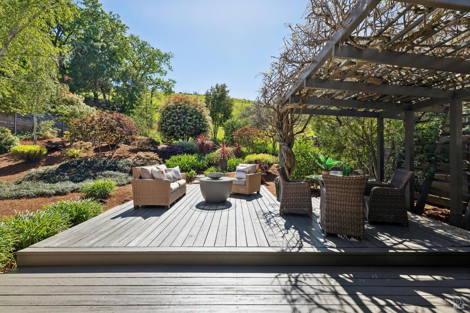 861 Del Ganado Road San Rafael, CA 94903 - Photo 20 of 56