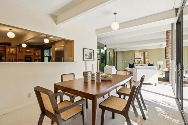 $1,900,000 | 861 Del Ganado Road, San Rafael, CA 94903