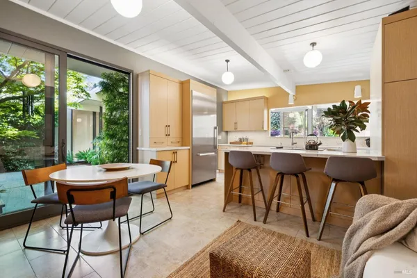 $1,900,000 | 861 Del Ganado Road, San Rafael, CA 94903