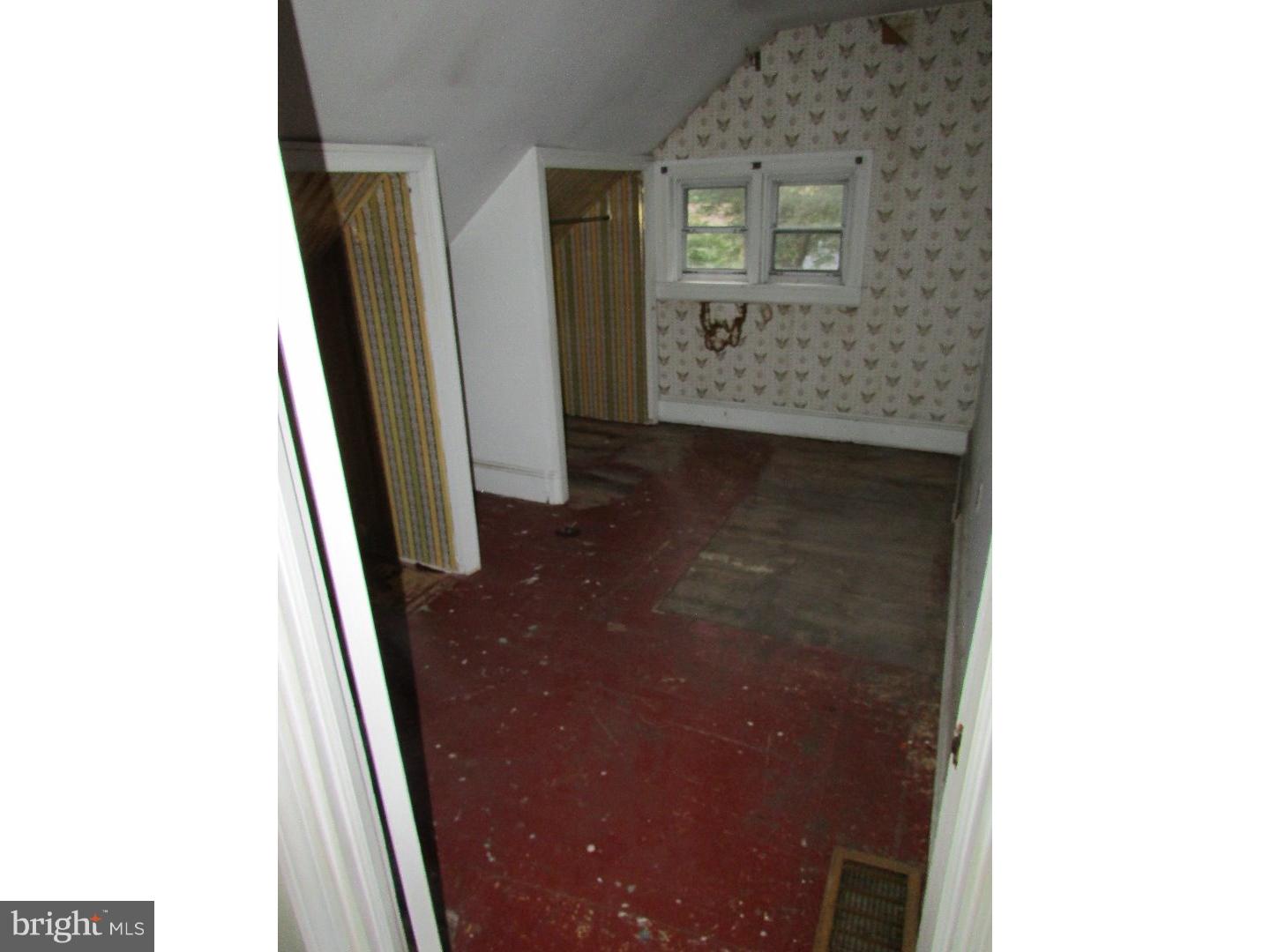 866 Ivyland Road Warminster, PA 18974 - Photo 16 of 20 Bedroom 4