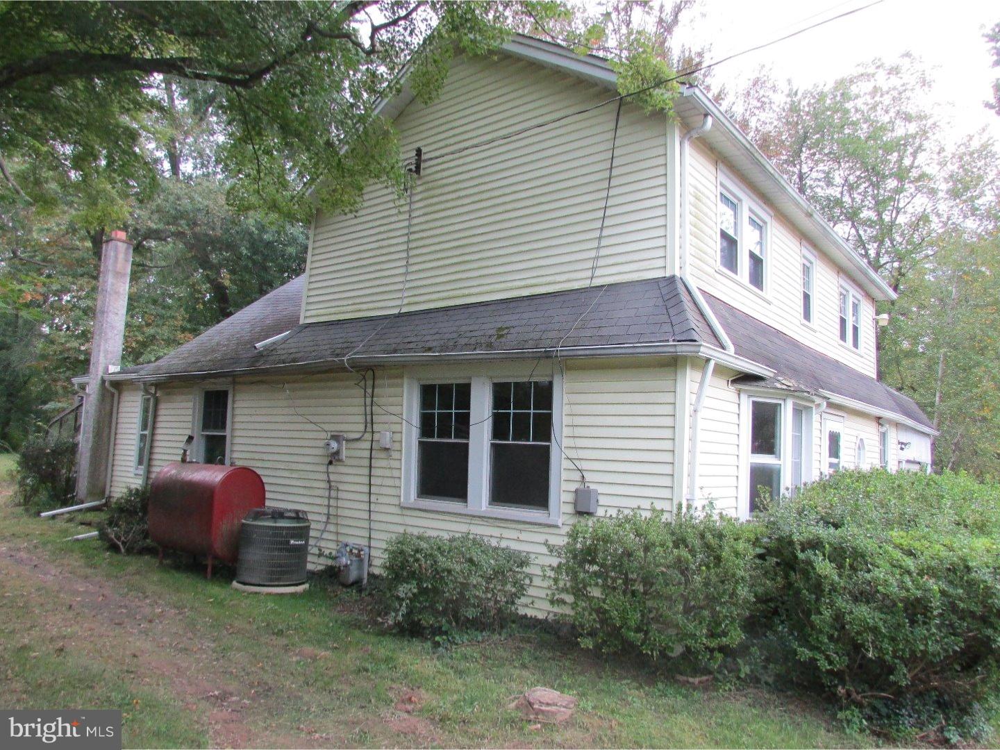 866 Ivyland Road Warminster, PA 18974 - Photo 17 of 20 Exterior Side