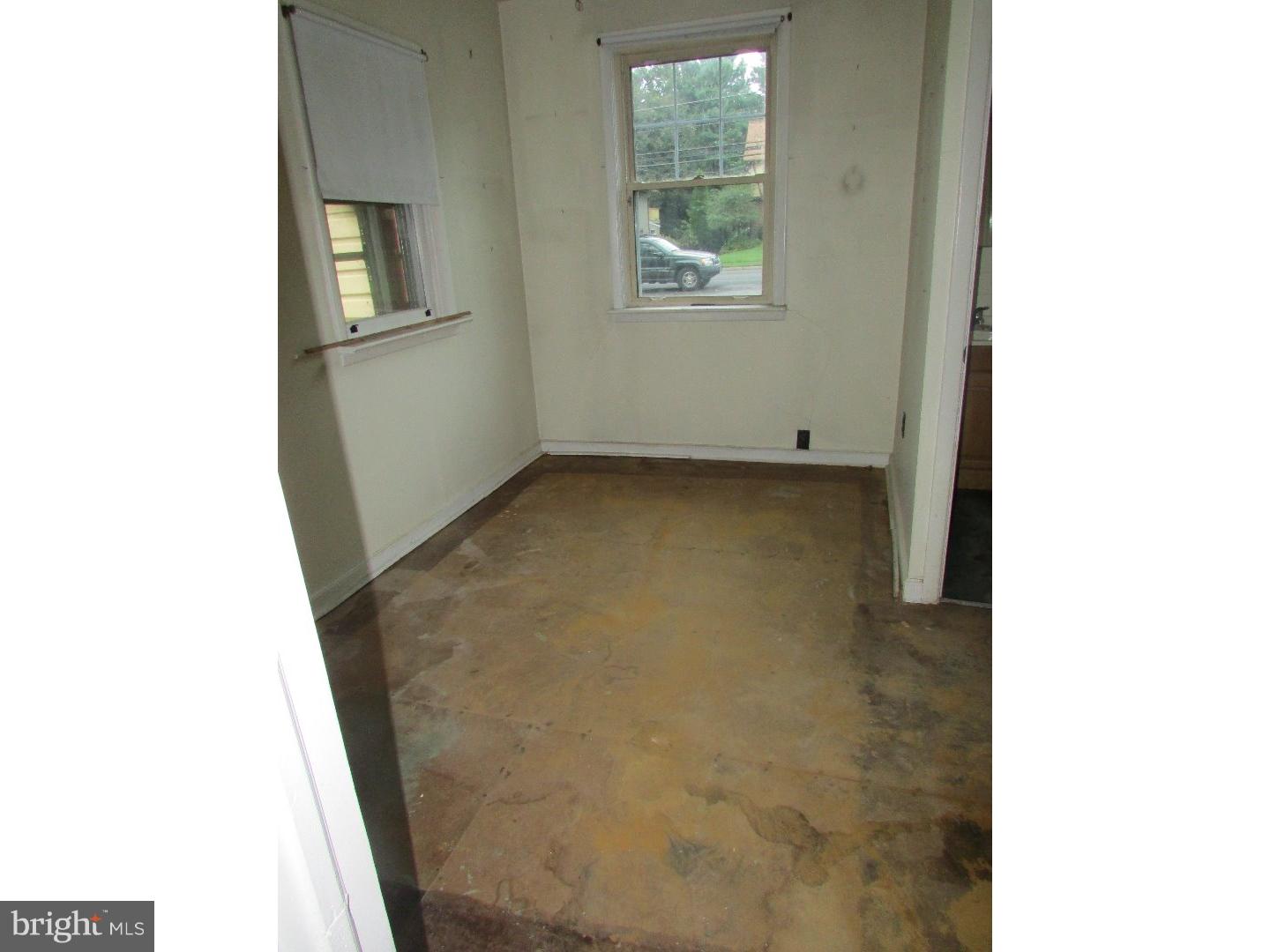 866 Ivyland Road Warminster, PA 18974 - Photo 10 of 20 Bedroom