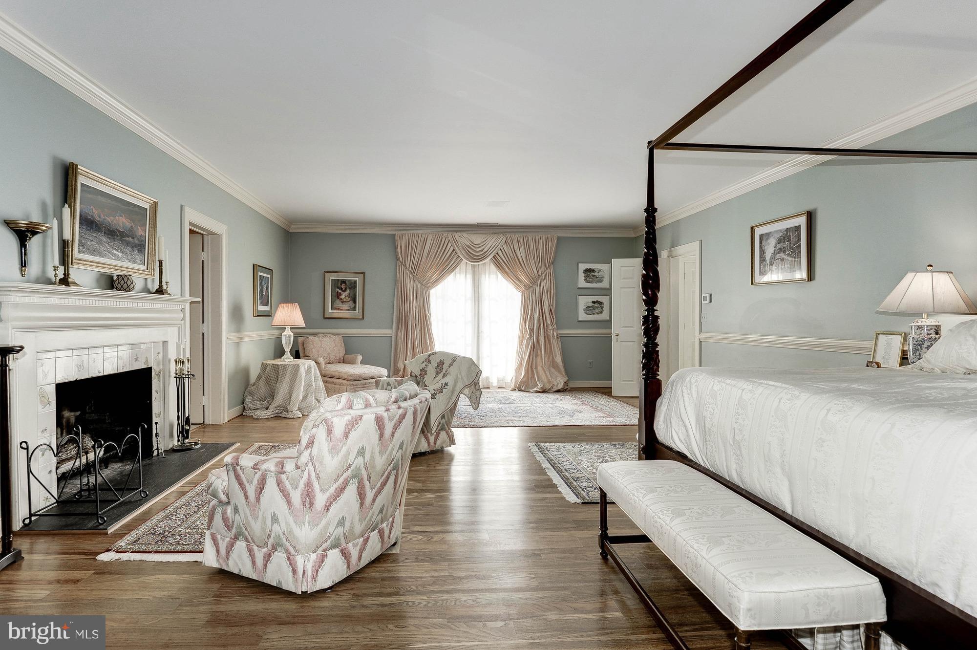 23355 Parsons Road Middleburg, VA 20117 - Photo 14 of 30 Master BR Suite with french doors to rear deck