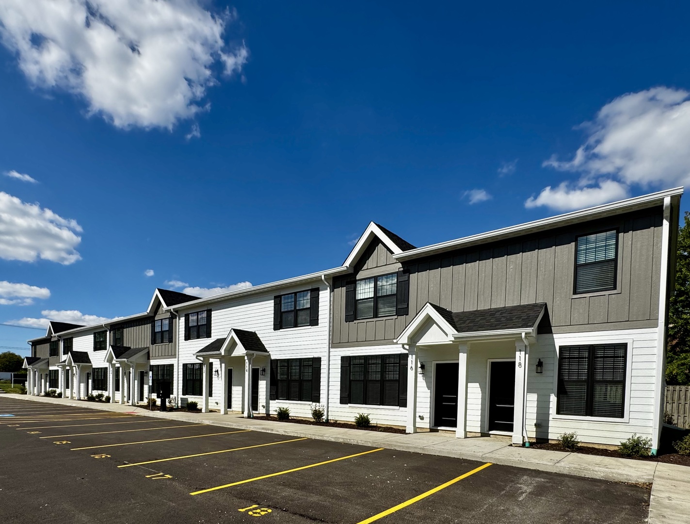 1432 North Naperville Wheaton Road, Unit 114 Naperville, IL 60563 - Photo 13 of 15 a front view of a large building