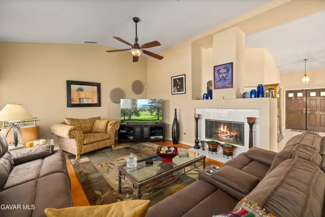 $565,000 | 42344 Camden Way, Lancaster, CA 93536