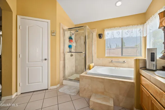 $565,000 | 42344 Camden Way, Lancaster, CA 93536