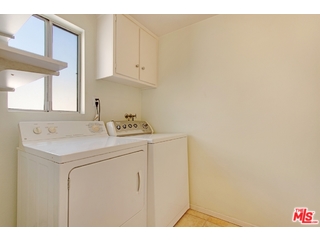 4335 Alla Road, Unit 2 Marina del Rey, CA 90292 - Photo 17 of 20 Gallery Image 17