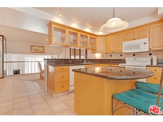 4335 Alla Road, Unit 2 Marina del Rey, CA 90292 - Photo 8 of 20 Gallery Image 8