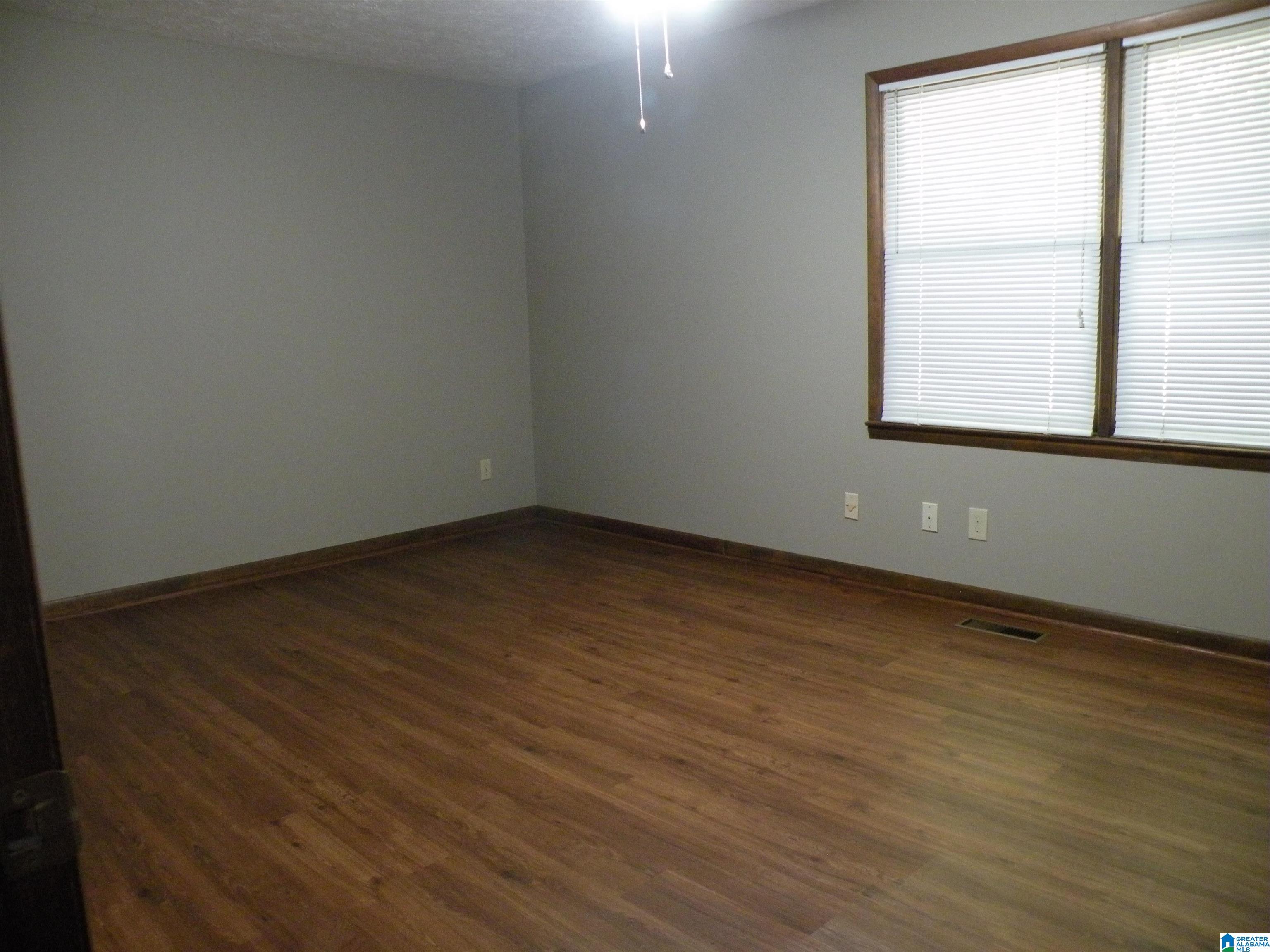 1404 Stonehill Road Sylacauga, AL 35150 - Photo 17 of 36