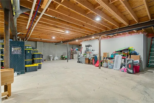 $525,000 | 9414 Greenton Road, Odessa, MO 64076