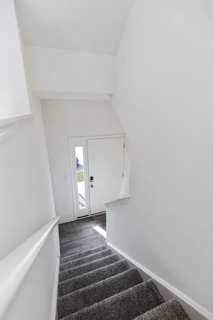 $3,200 | 1274 Catalina Court, Schaumburg, IL 60173