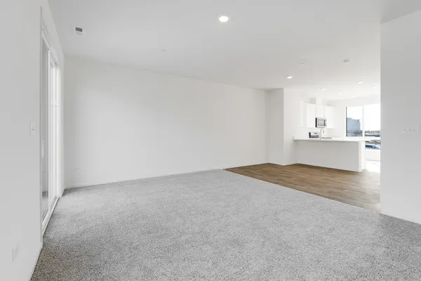 $3,200 | 1274 Catalina Court, Schaumburg, IL 60173