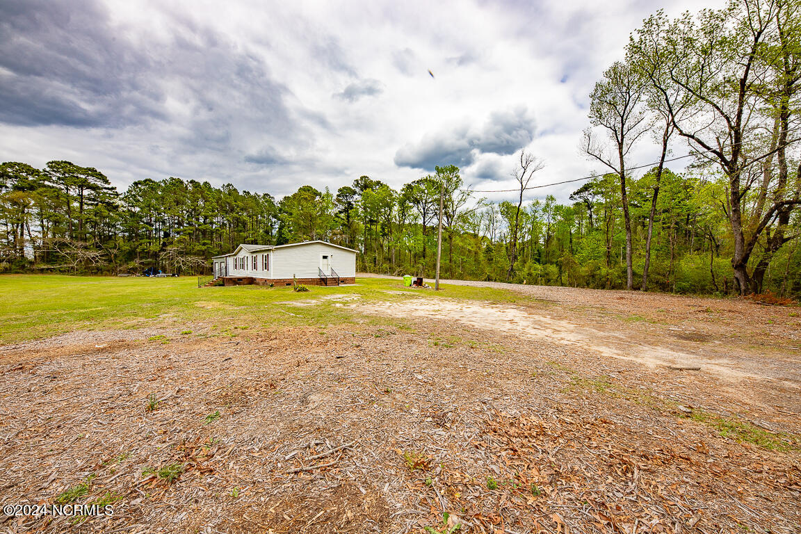 601 Perrytown Road New Bern, NC 28562 - Photo 3 of 17 IMG_9542-HDR